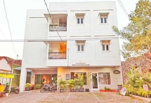 Manggolo Homestay Syariah