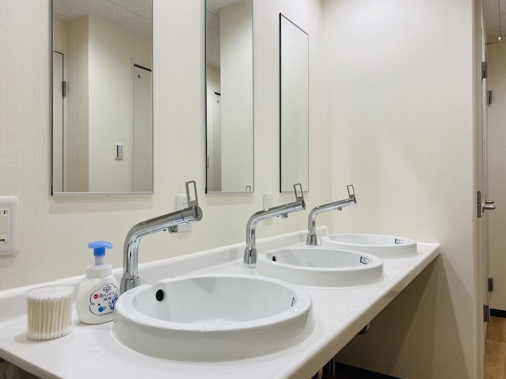 bnb+ Osaka Shinsaibashi - Hostel