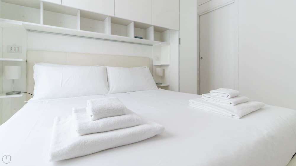 Italianway - Corso Genova 27 A