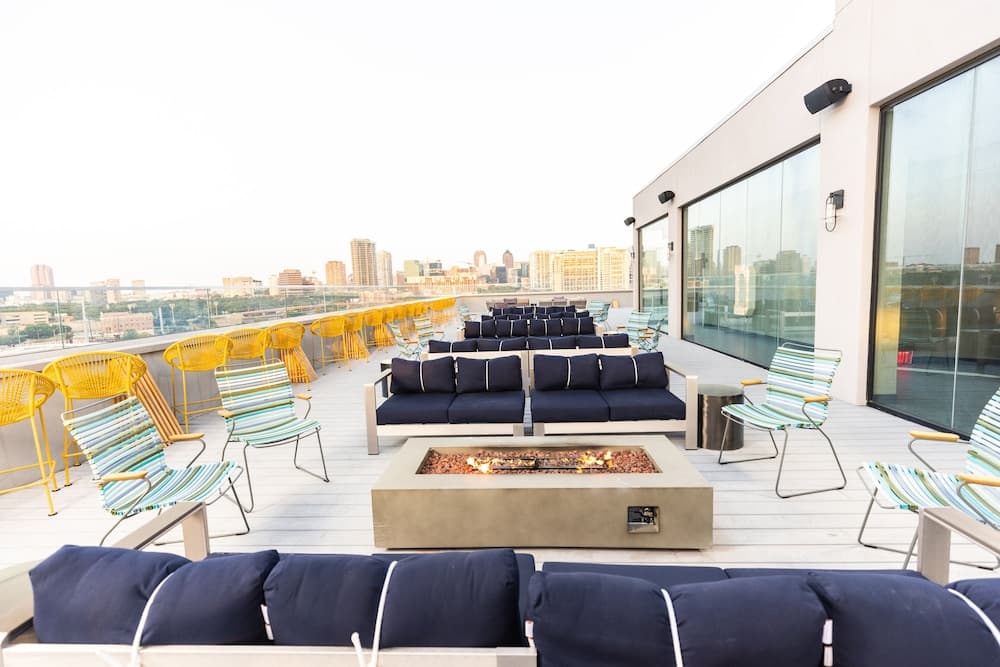 Tru by Hilton Dallas Downtown Market Center