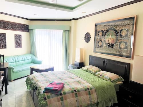 Sea View Apartment Rimhad Condominium Pattaya