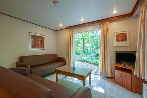Chalet Near Trails & Town