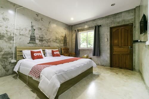 The Rome Resort
