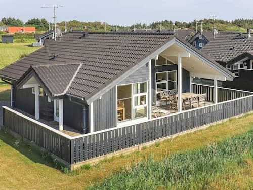 6 Person Holiday Home in Ringkobing-by Traum