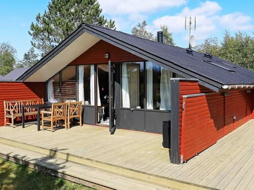 6 Person Holiday Home in Albaek