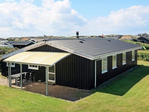 4 Star Holiday Home in Lokken