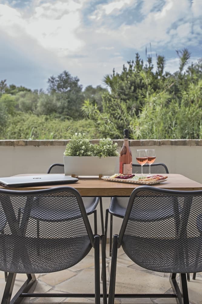 Açık havada yemek servisi