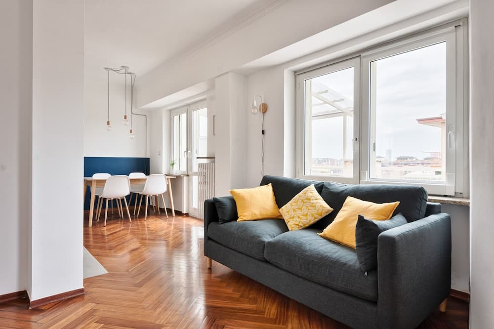 Urban House Carducci - Attic