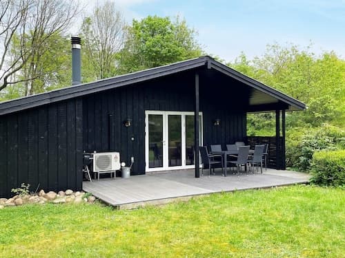 6 Person Holiday Home in Toftlund