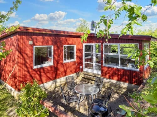 Pet-friendly Holiday Home in Roslev near Sea