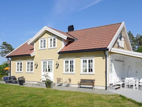 10 Person Holiday Home in Kongshavn