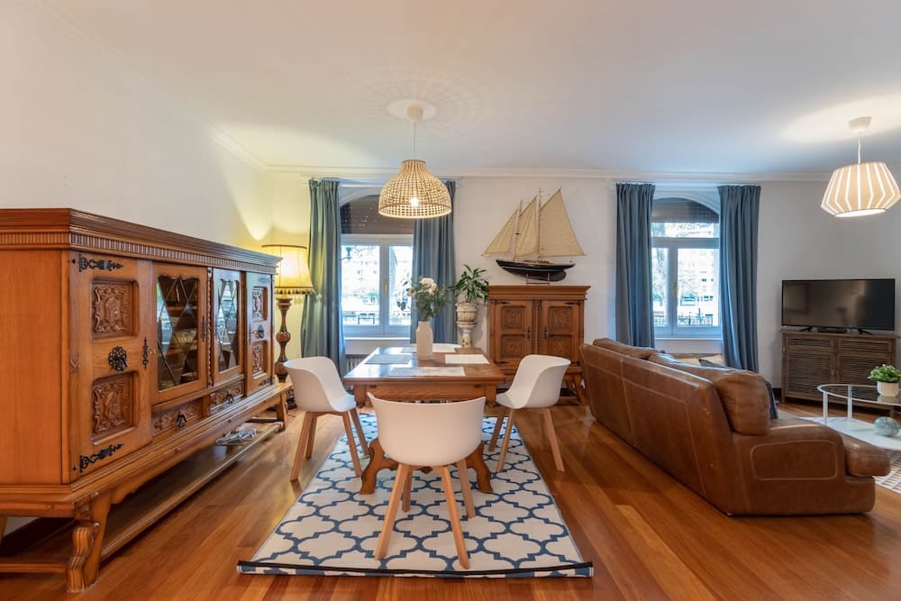 VOLANTIN I apartment by Aston Rentals