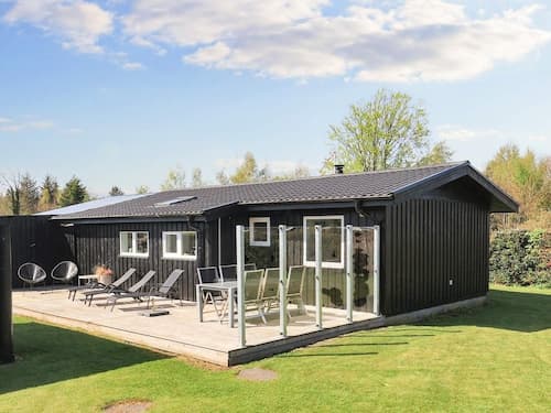4 Star Holiday Home in Hals