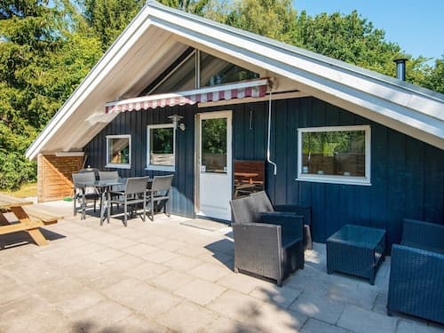 6 Person Holiday Home in Toftlund