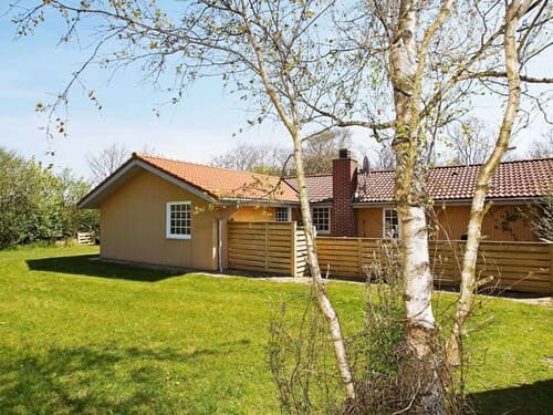 6 Person Holiday Home in Hemmet
