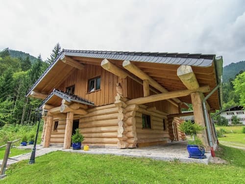 Family log Cabin in the Alps
