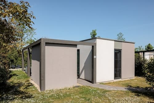 Modern Bungalow With two Bathrooms, Near the Beach