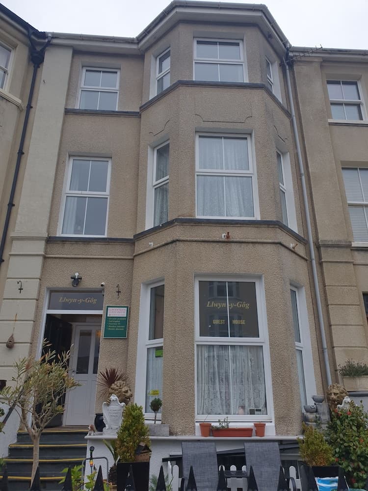 Konaklama yerinin ön cephesi