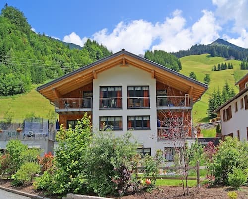 Alpina Appartements