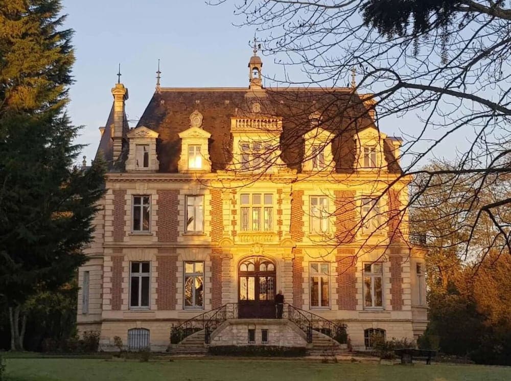 Chateau de Hieville