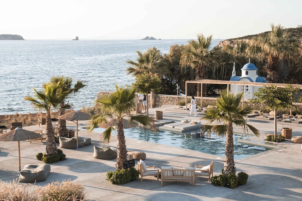 Seesoo Paros Beachfront Resort