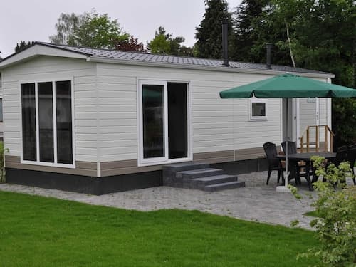 Chalet in Parc de Kievit With Private Garden