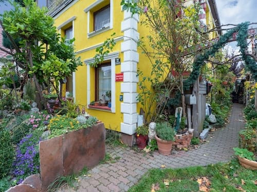 Charmante Ferienwohnung in Wismar mit Garten