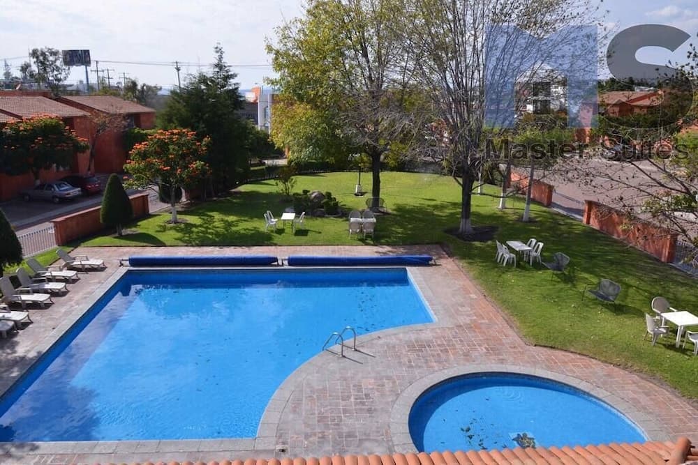 Tranqulidad y Seguridad en Avenida Principal