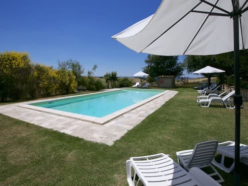 Rustic Escape With Pool