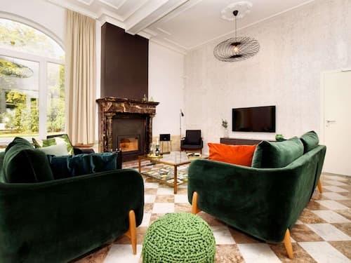 Affluent Holiday Home in Spa with Hot Tub, Garden, Sauna