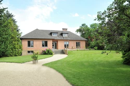 Holiday Home in Marche-en-famenne Near Train
