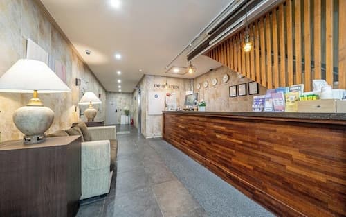 Peanut Hotel