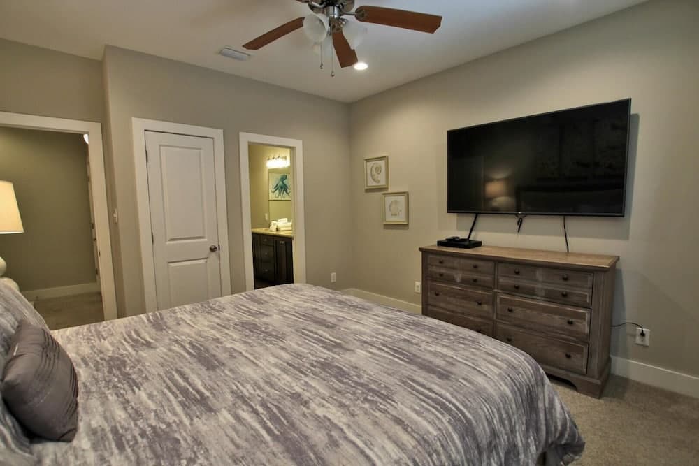 Lil Js Getaway at Romeo Beach #3