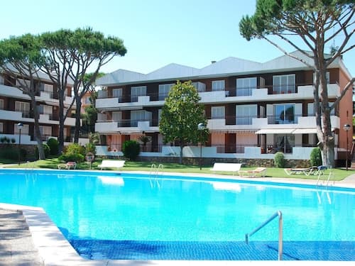 Delightful Apartment in Calella de Palafrugell With Swimming Pool
