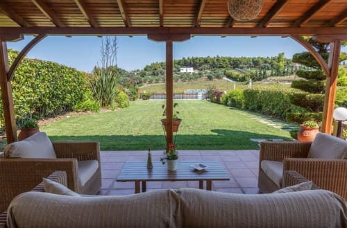 halu! Modern Villa w Pool & Tennis