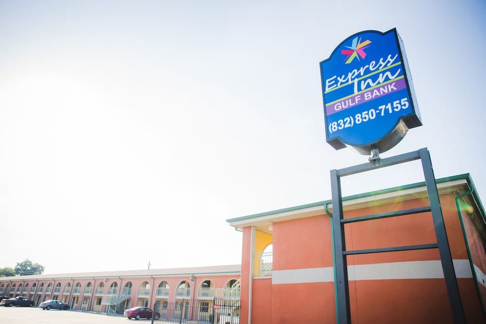 Express Inn Gulf Bank