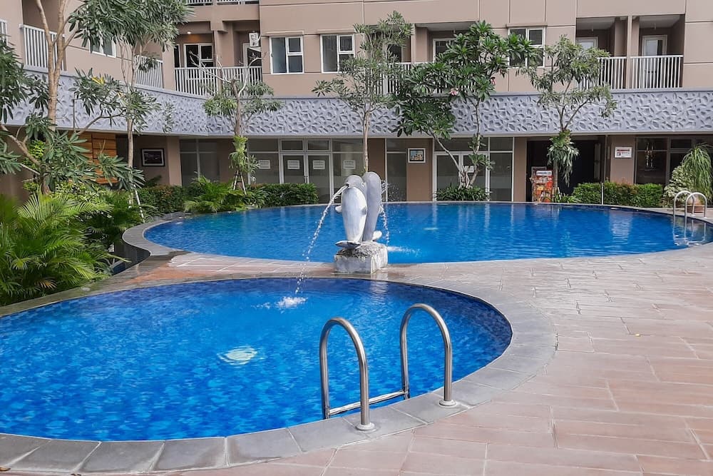 Stylish and Posh Studio Baileys Apartment