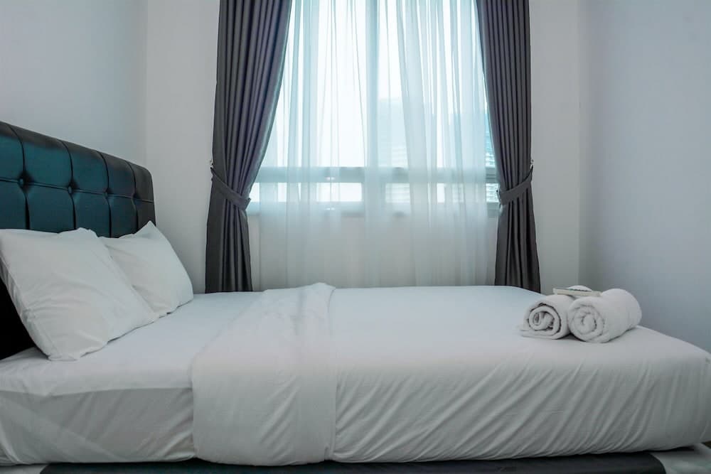 Modern 3BR Apartment at Springhill Terrace Residence