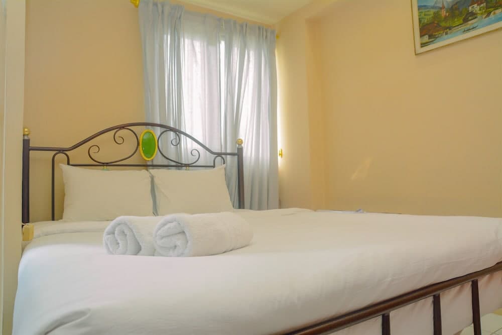 Contemporary Studio Apartment at Kebagusan City