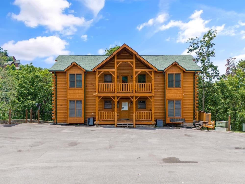 Moonlight Lodge