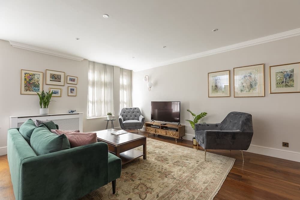 JOIVY Beautiful 2 bed apt in Mayfair, close to Tube