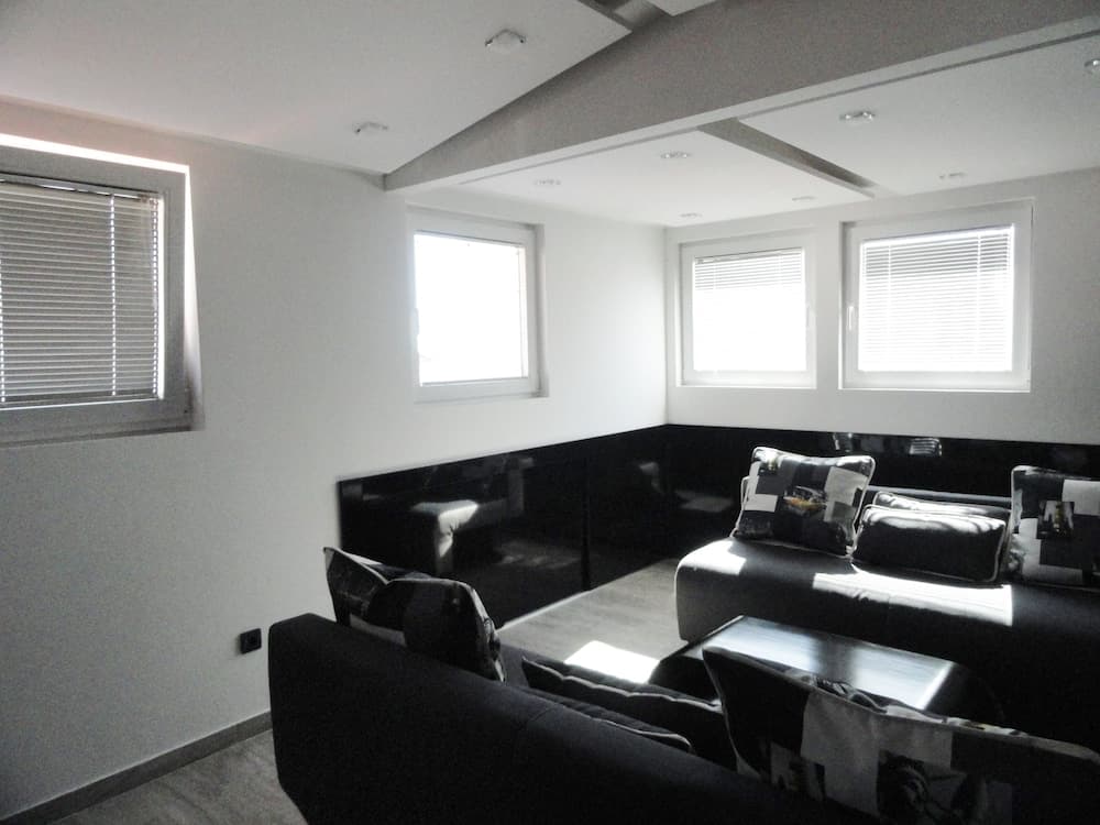 Apartments Holiday Budva