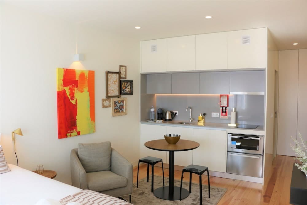 Oporto Invite São Lázaro Charming