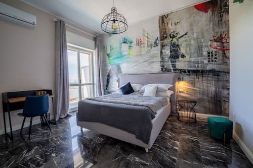 Urban Rooms