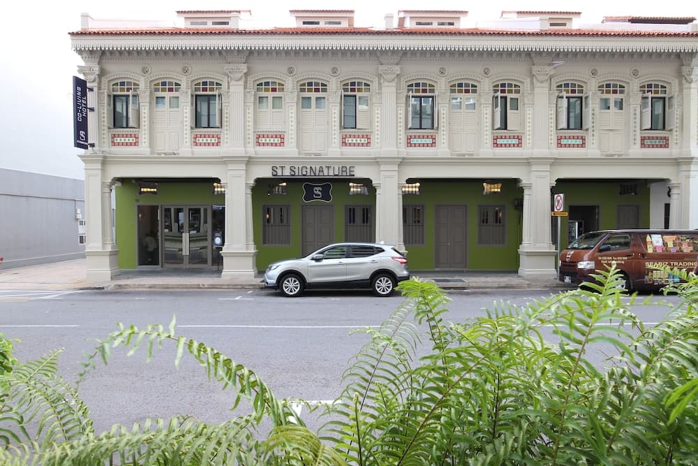 ST Signature Jalan Besar, DAYUSE, 5 hours: 5PM-10PM