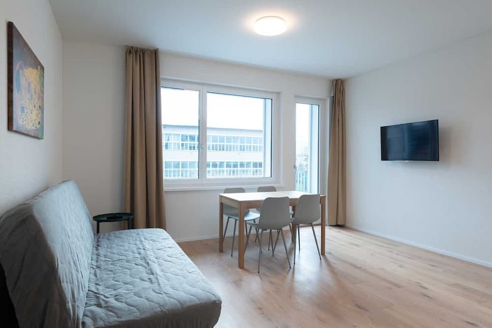 Hitrental Letzigrund Apartments