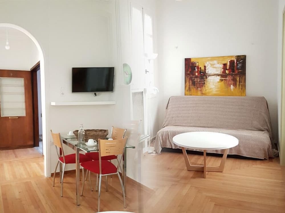 Erra - Brown - Athens Center,75m²,3 BD,1 BATH