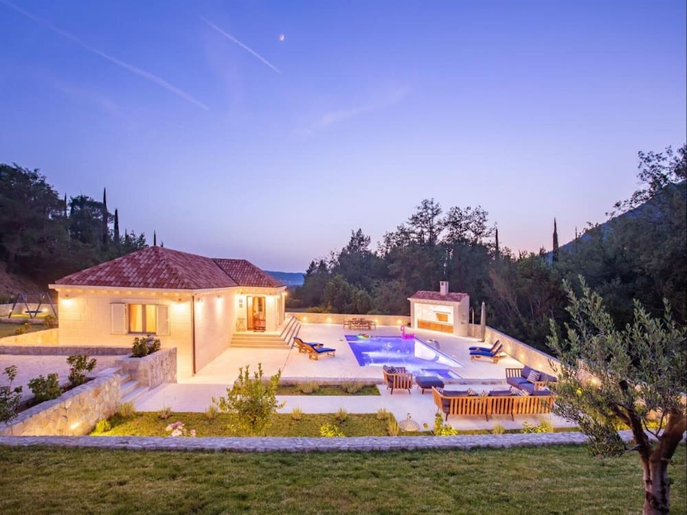 Villa Doline