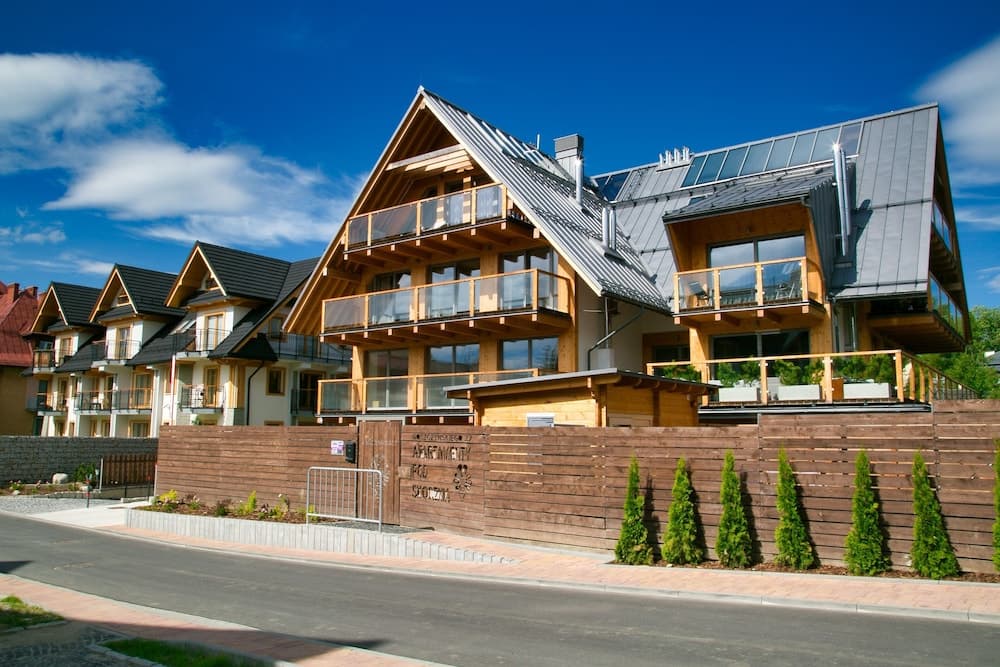 Konaklama yerinin ön cephesi