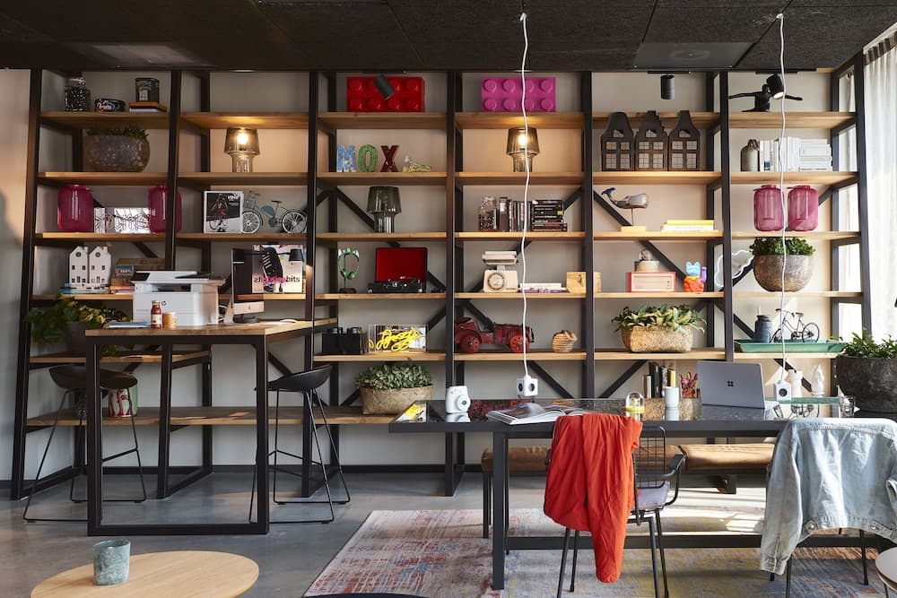 Lobi dinlenme salonu